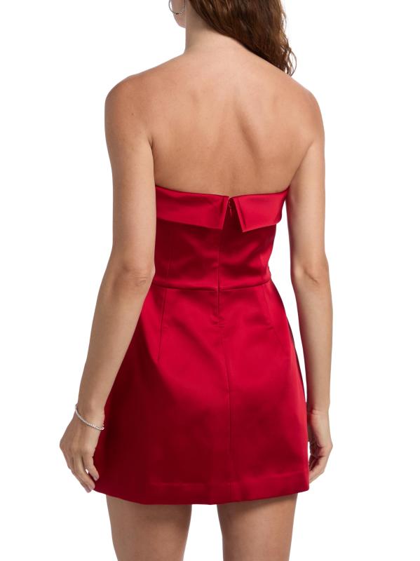 #4: رومبر قصير بدون حمالات من Avalee - أحمر