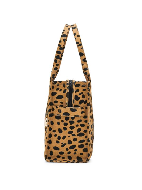 【話題】Marc Jacobs チーター トートバッグ（ラージサイズ） Marc Jacobs - ラージ・チーター・キャンバス・トートバッグ を