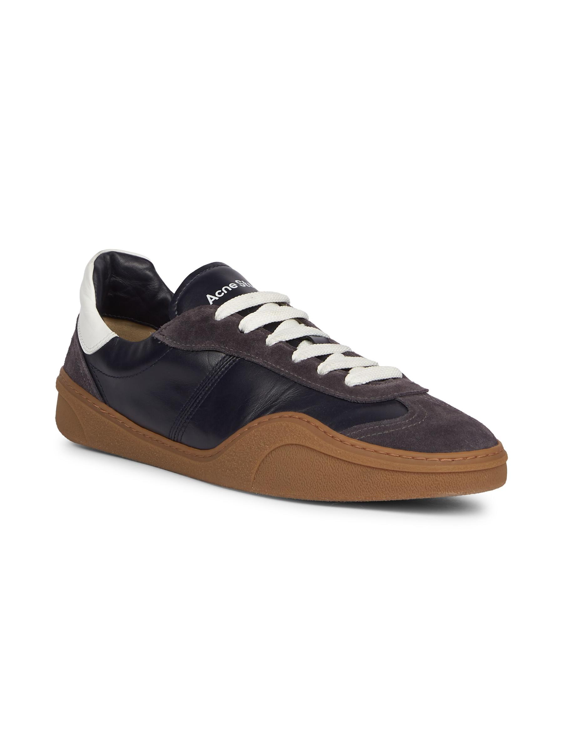 送料関税込■Acne Studios■Bars M スエード＆レザー スニーカー Acne Studios【関税送料込&SALE価格】Bar レザースニーカー