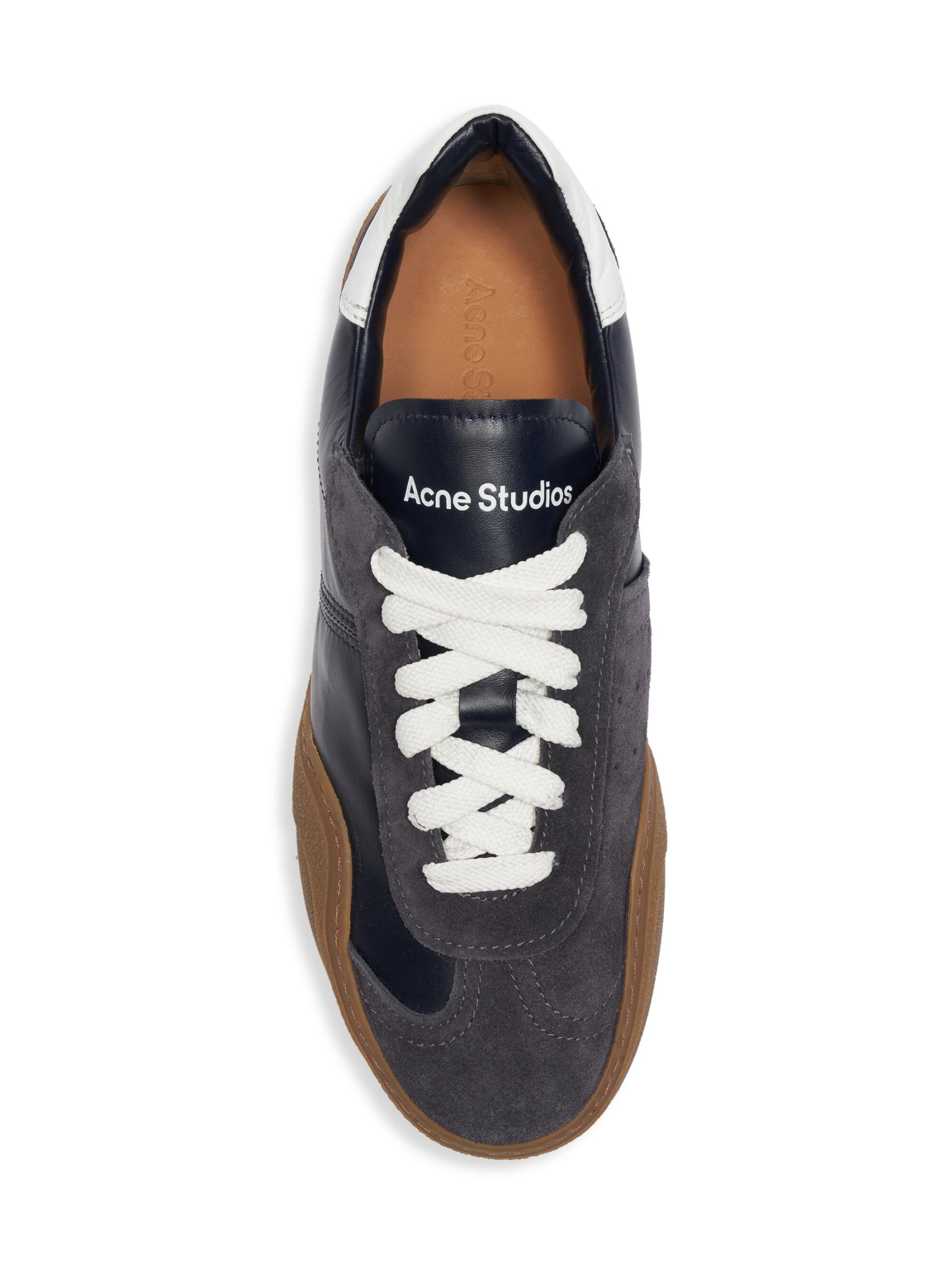 ■Acne Studio バー革スニーカー Acne Studios Bars Leather Low-Top Sneakers | Saks Fifth Avenue