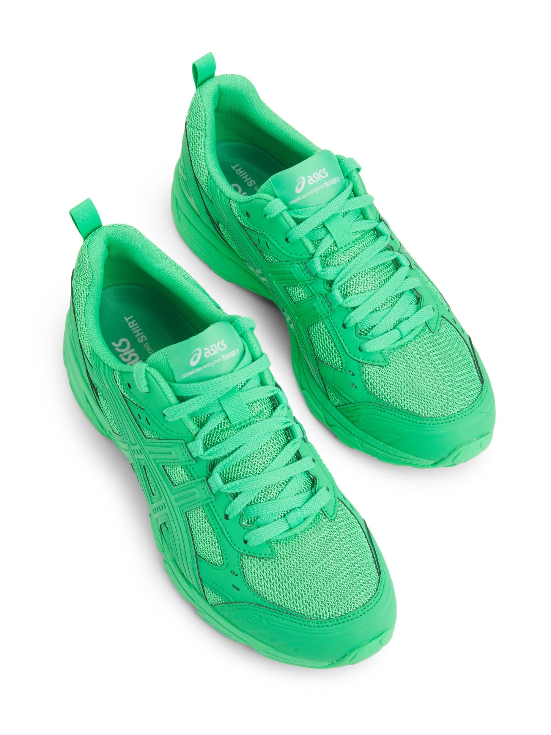 summerです Shop COMME DES GARCONS Shirt X ASICS - Comme Des Garçons