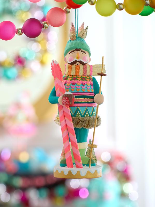 ها نحن قادمون، زينة عيد الميلاد من برونسون الوافلينج