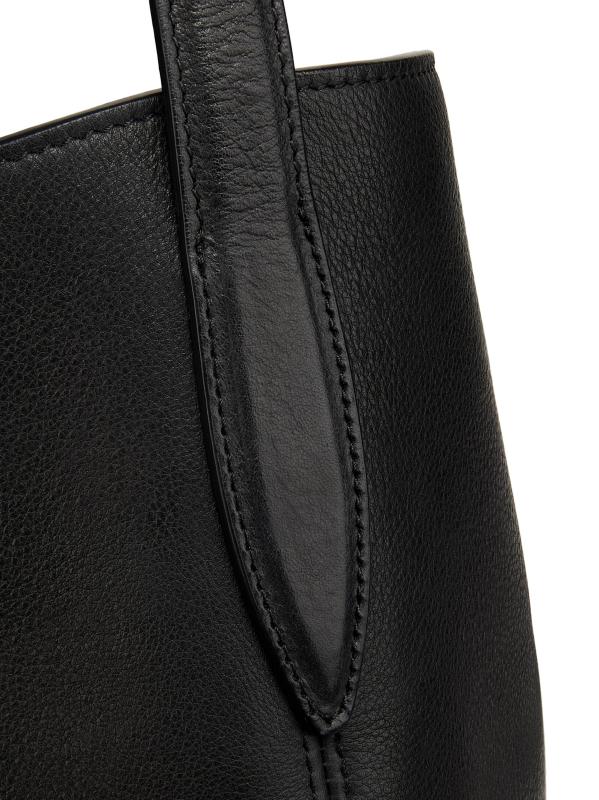 #6: حقيبة دلو كبيرة من الجلد بحزام - أسود