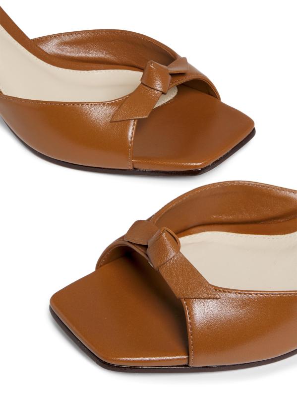 #5: صندل كلاريتا الجلدي 60 ملم - إسبريسو