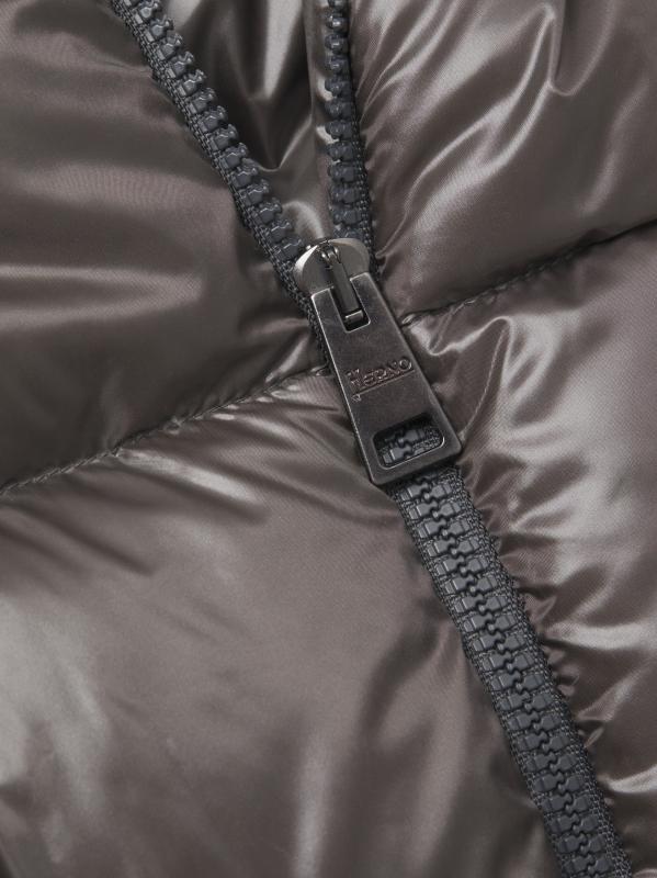 HERNO ドローストリングフードパファージャケット HERNO (ヘルノ) GORE-TEX INFINIUM WINDSTOPPER フード着脱 撥水