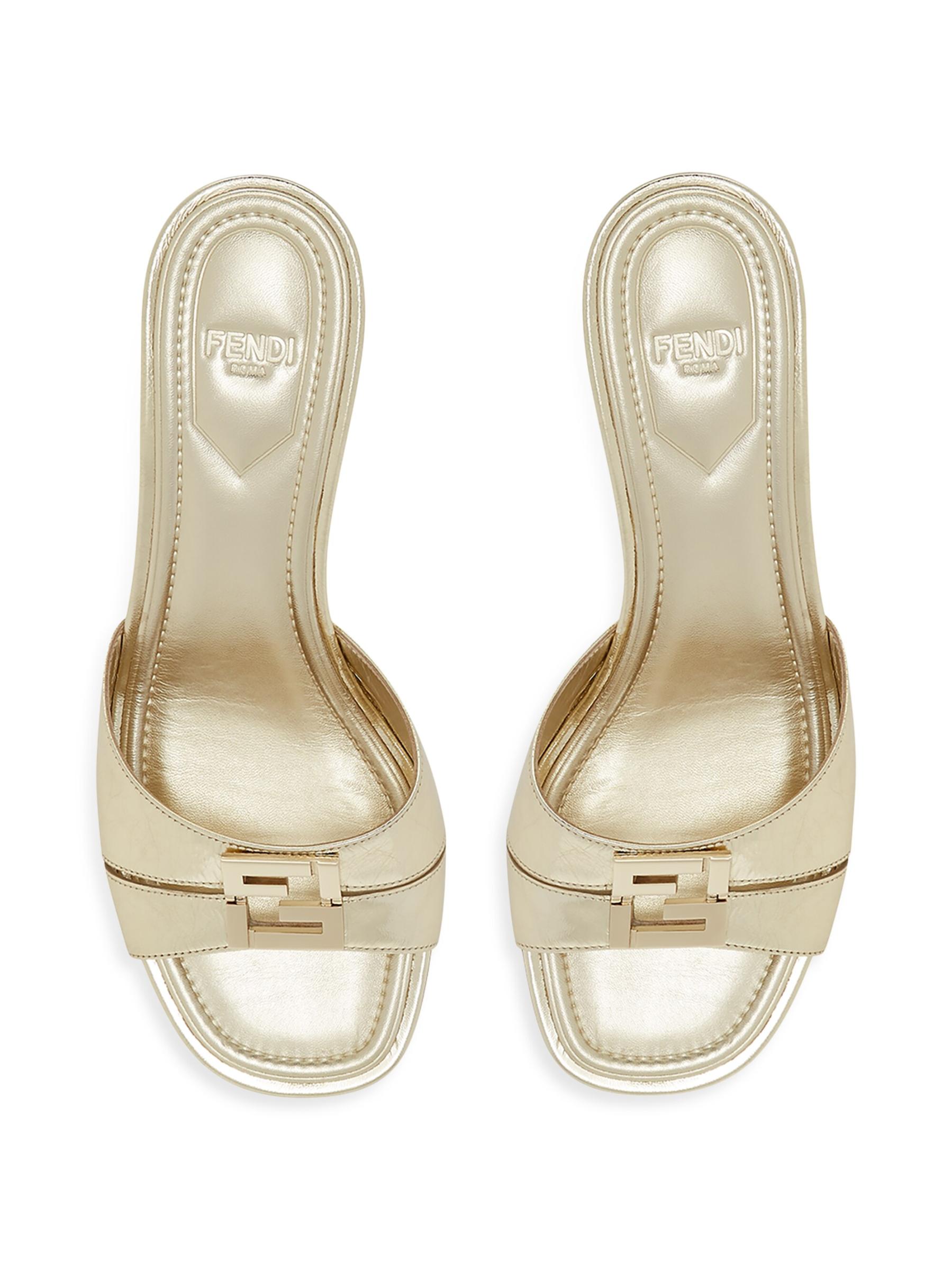 【FENDI】FFold ロゴプレート メタリックサンダル Fendi Fold 55MM Logo Metallic Leather Sandals | Saks Fifth