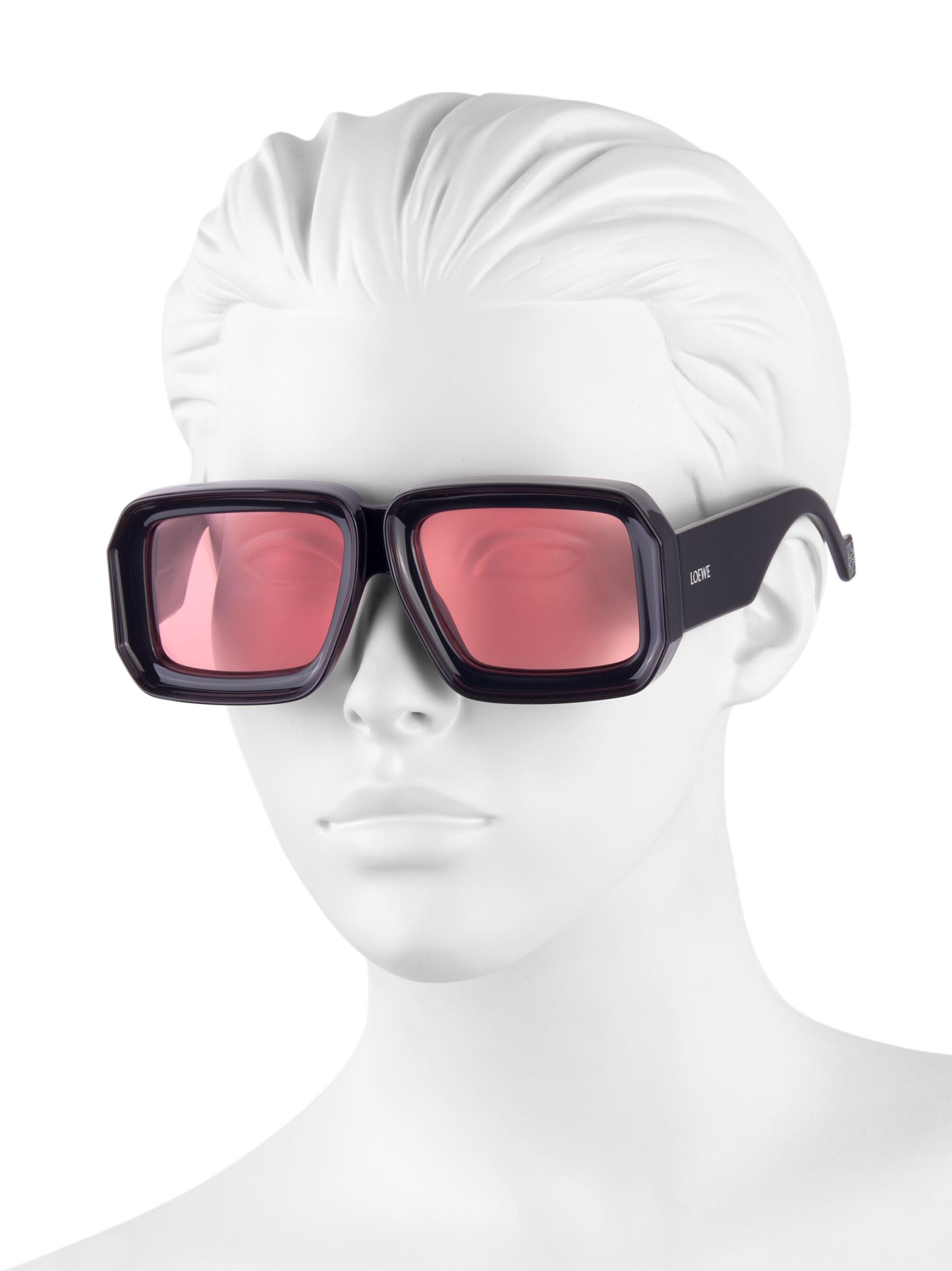 【LOEWE】Paulas Ibiza スクエア サングラス ブラック LOEWE LOEWE x Paula's Ibiza 56MM Square Sunglasses | Saks