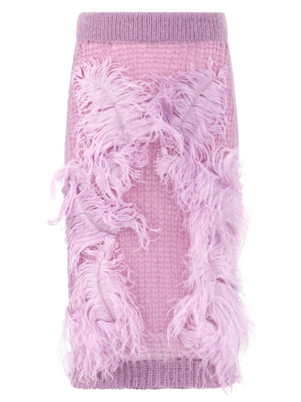 تنورة متوسطة الحجم محبوكة من الريش