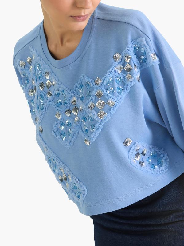 #6: تي شيرت قطني مطرز بالثريا - أزرق