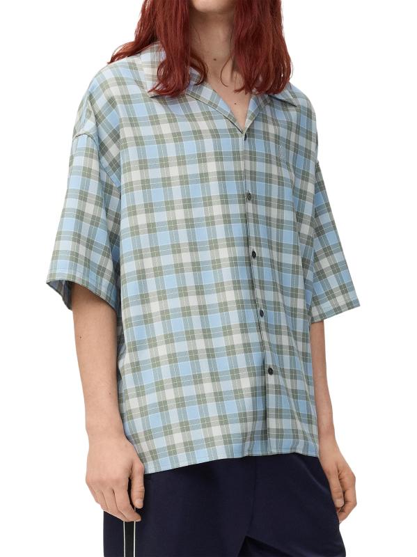 #2: قميص كامب من الصوف المزركش بأزرار أمامية - أزرق فاتح وأبيض