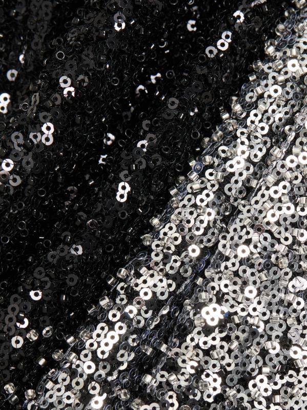 #6: فستان ماكسي بدون حمالات مزيّن بالترتر من غيشا - معدني