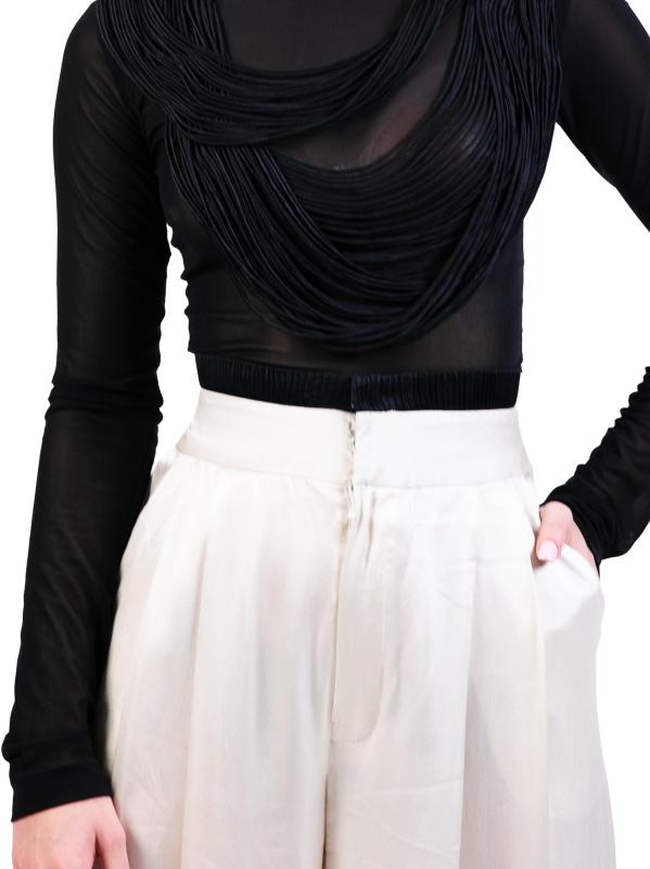 #2: بلوزة شبكية على شكل قلادة بياقة عالية - أسود