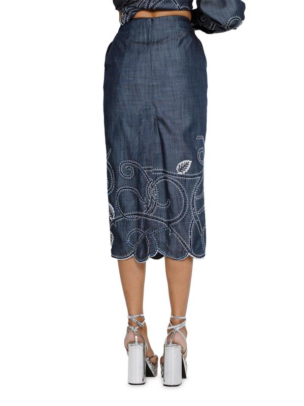 #5: تنورة مطرزة بقلم رصاص - اللون النيلي