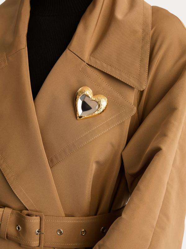 #2: بروش على شكل قلب من الكريستال الزجاجي ومطلي بالذهب عيار 24 قيراطًا - بلورة