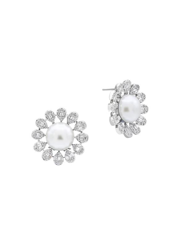 أقراط إيميلي المطلية بالفضة واللؤلؤ الصناعي والزركونيا المكعبة على شكل هالو