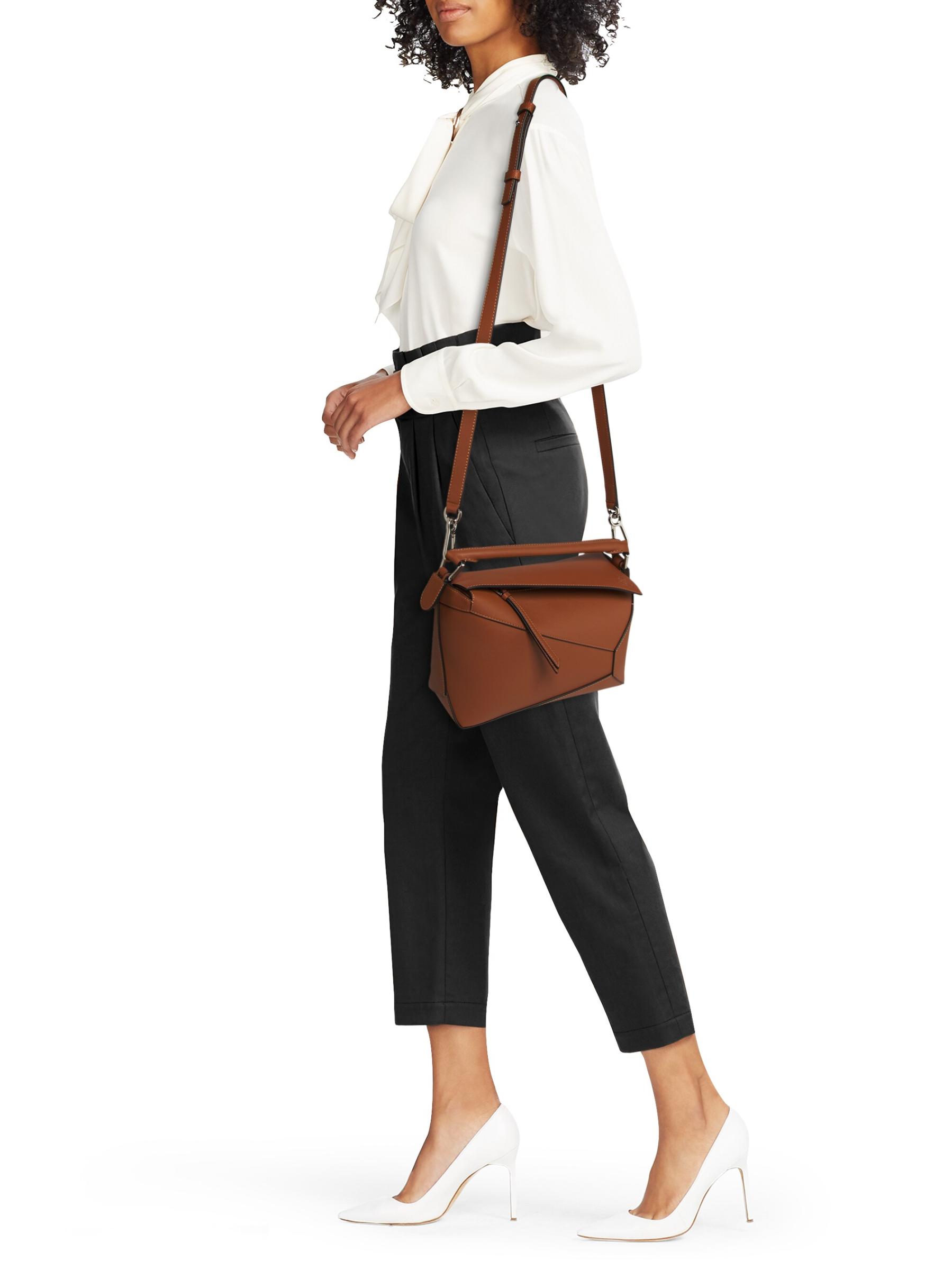 Loewe - スモールパズルエッジバッグ をオンライン購入 | Saks