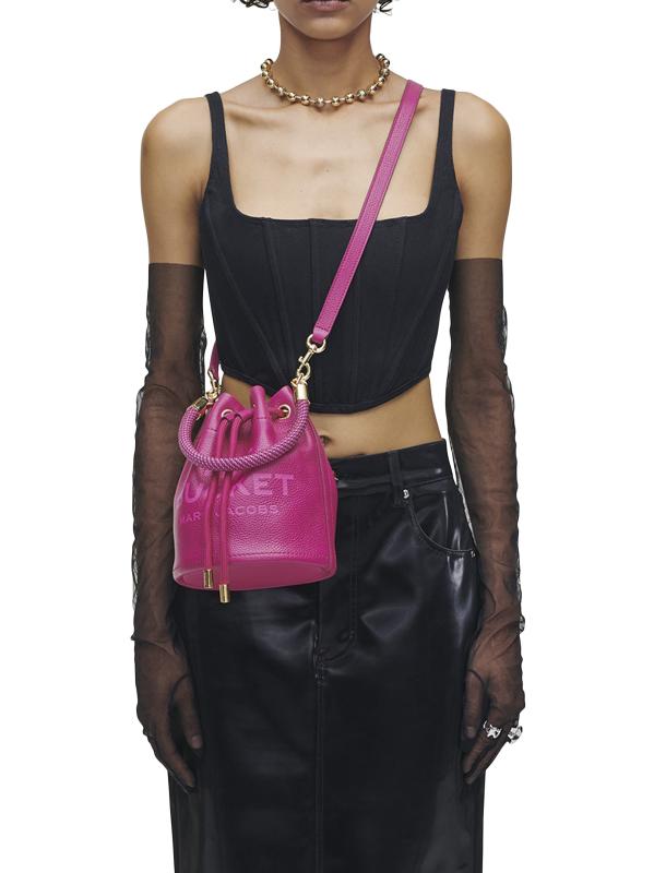Marc Jacobs - レザーバケット・バッグ をオンライン購入 | Saks