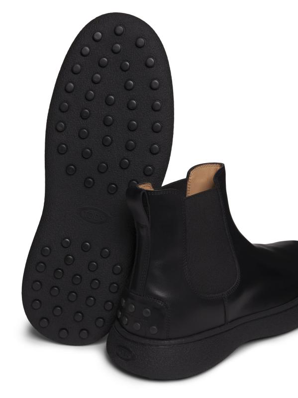 ブーツその他 TOD'S Leather ankle boots Man BLACK Ankle Boots in Leather XXM62C00P20OLW11MCB999 | Tods