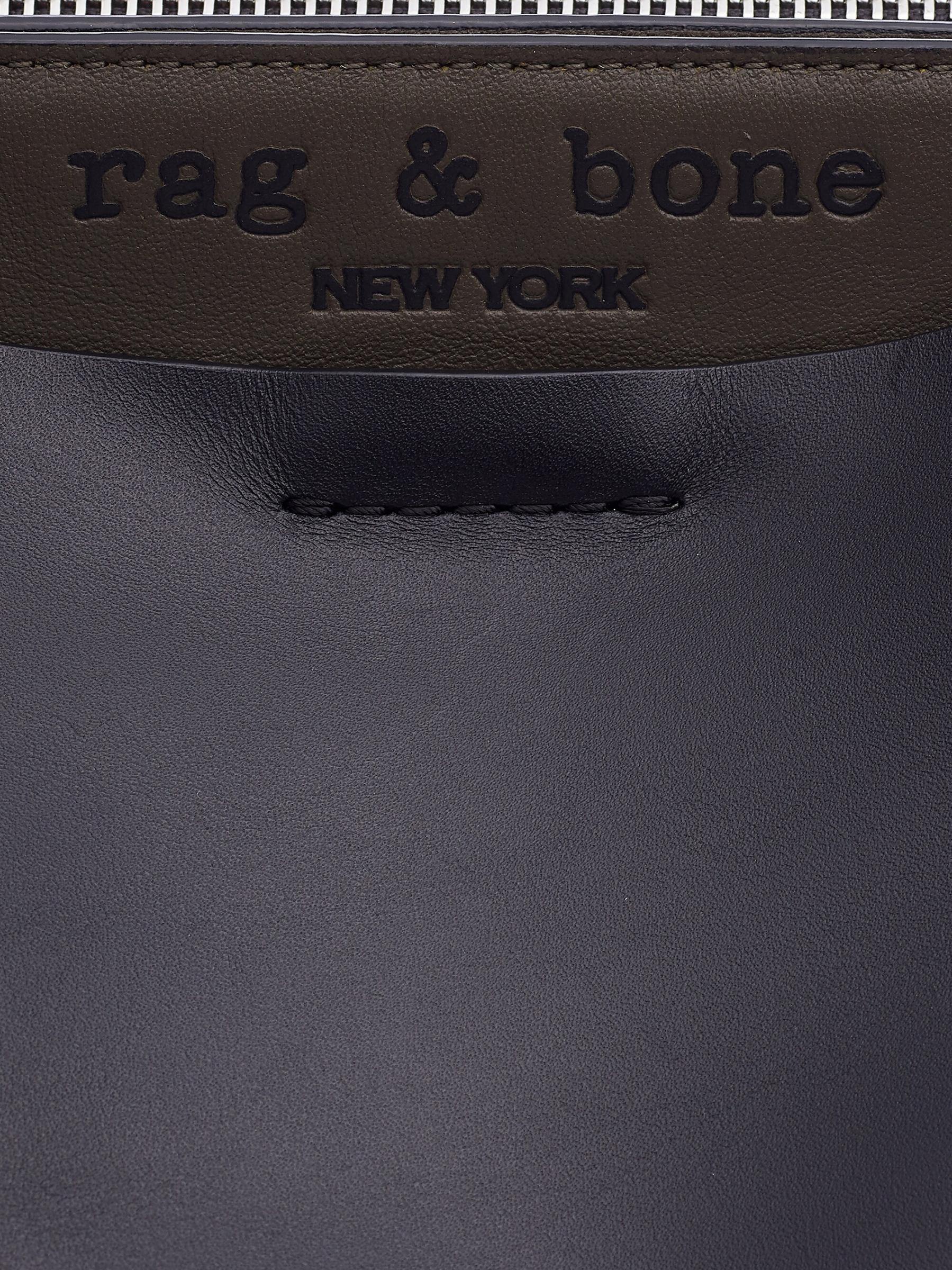 rag & bone NEWYORK ボディバッグ Rag & Bone - パッセンジャークロスボディバッグ をオンライン