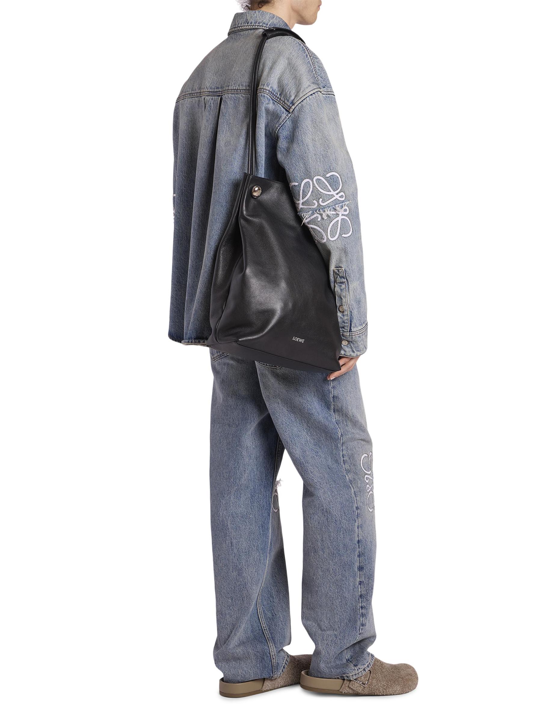 Loewe - ペブルレザー ホーボーバッグ をオンライン購入 | Saks Fifth