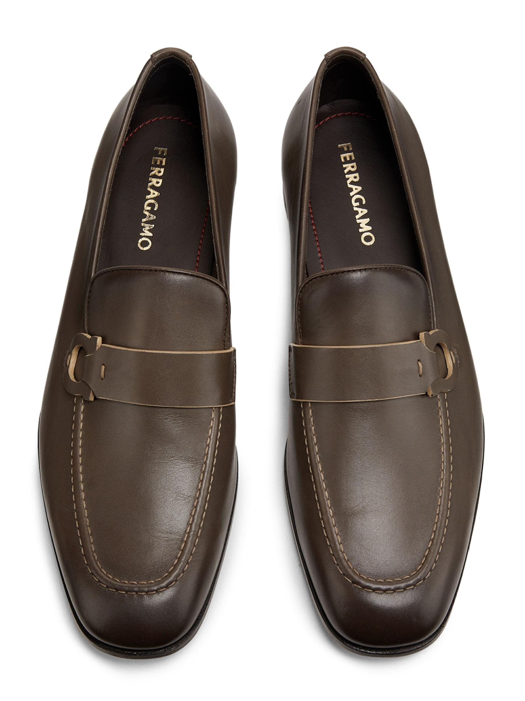 Ferragamo - ガンチーニ レザー ローファー をオンライン購入