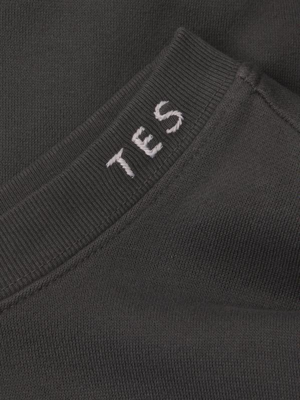 #5: سويت شيرت يومي من القطن والكشمير - فحم