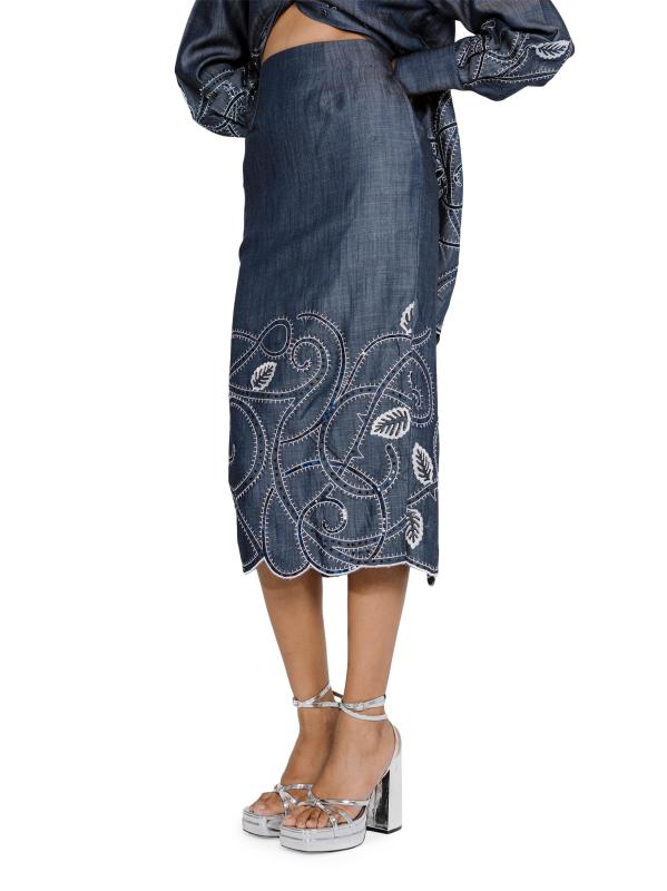 #4: تنورة مطرزة بقلم رصاص - اللون النيلي