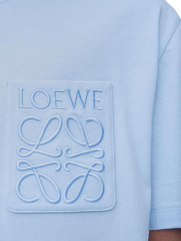 #4: تي شيرت قطني بجيب من Anagram - السماء الزرقاء