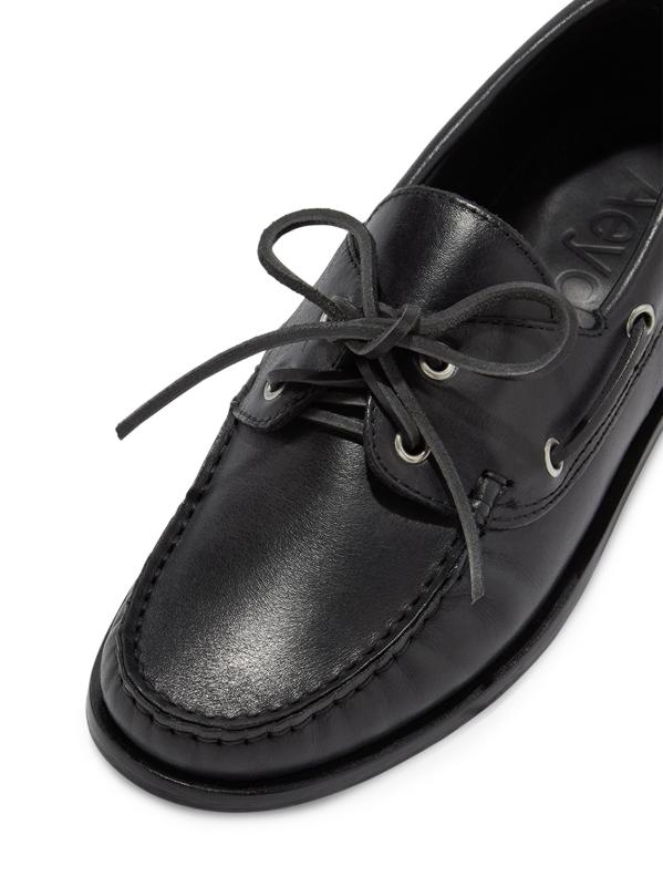 #4: حذاء «هاريس» من الجلد بأربطة - أسود