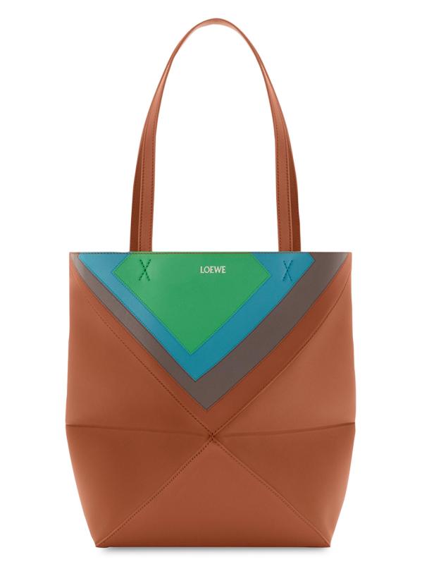 حقيبة LOEWE x Albers متوسطة الحجم قابلة للطي من الجلد