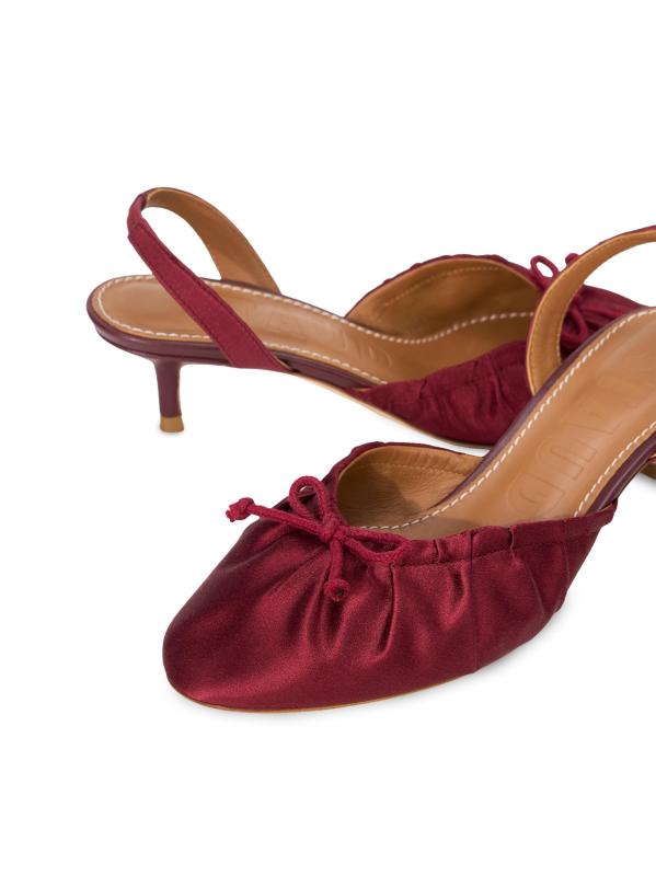 #5: حذاء سلينغ باك ساتان 45 ملم من ألبا - أوكسبلود