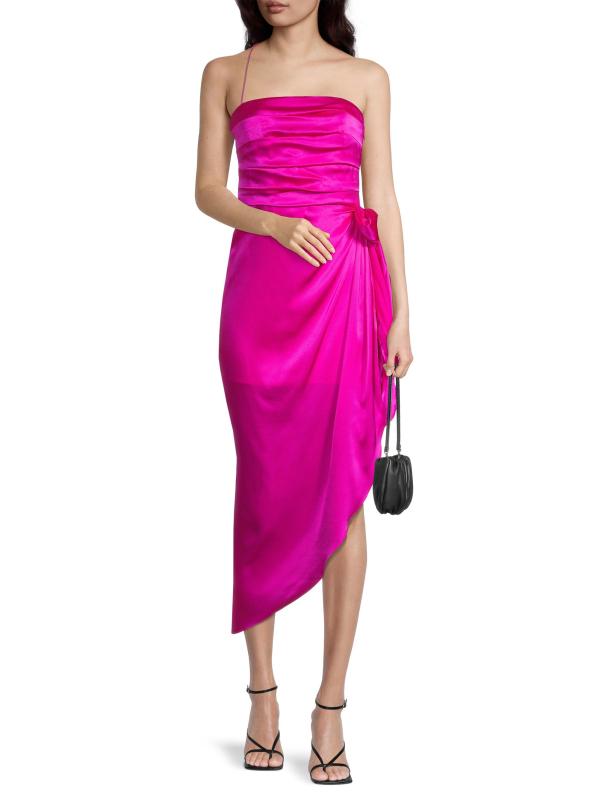 #6: فستان إيرين رادز من ريسورت نايتس - هوت بينك