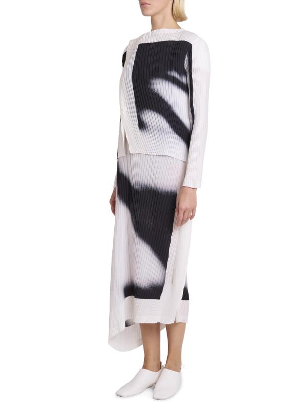 ISSEY MIYAKE SHADOW STUDY PLEATS カーディガン SHADOW STUDY PLEATS Cardigan Shadow – ISSEY MIYAKE EU