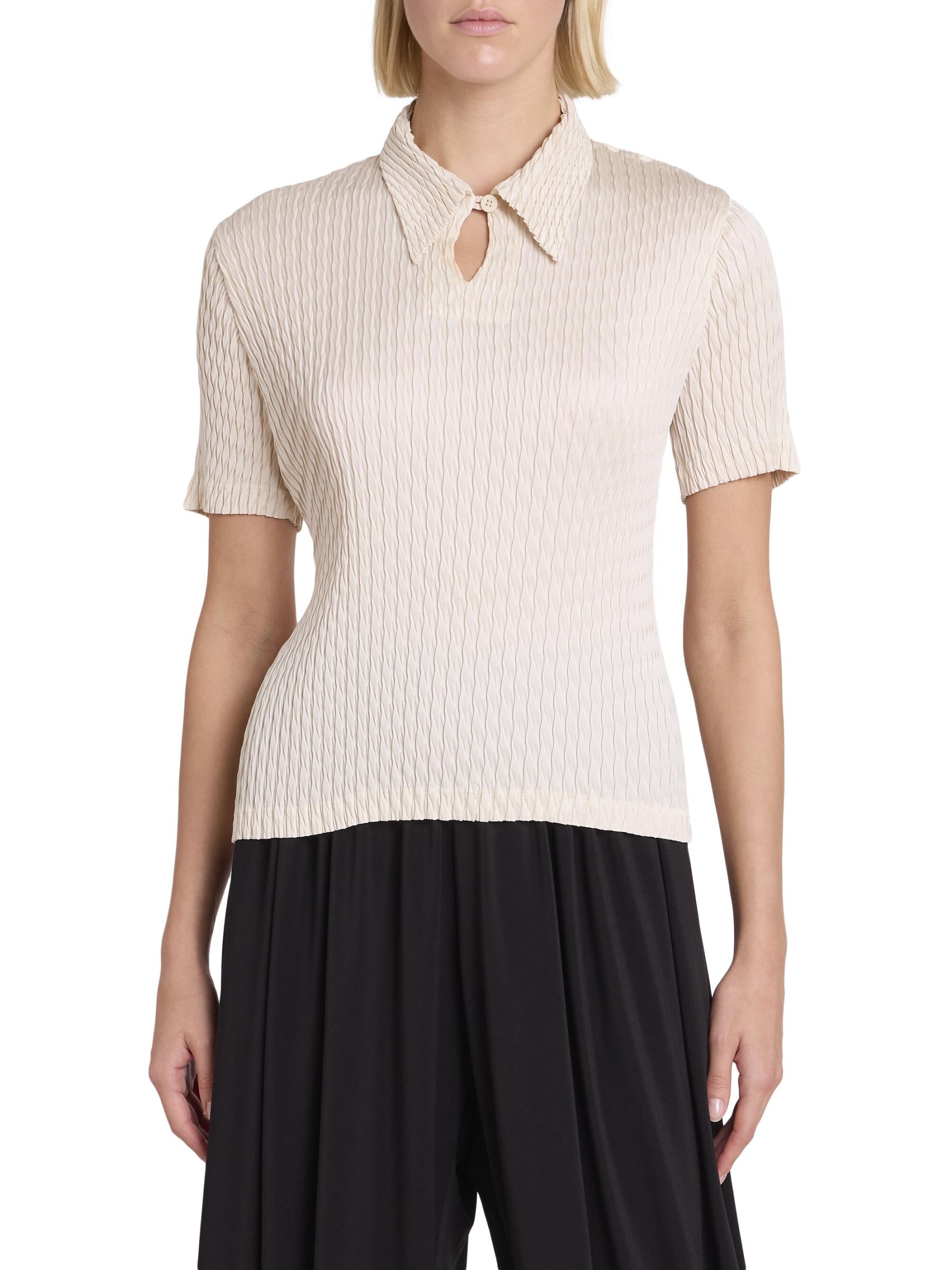 ISSEY MIYAKE  プリーツプリーズ  ポロシャツ BASICS – ISSEY MIYAKE ONLINE STORE