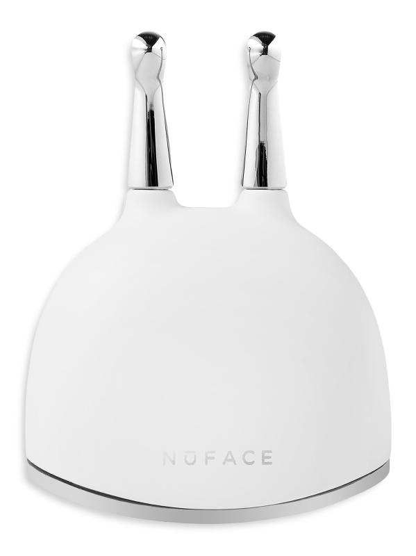 ملحق TRINITY+ الفعال الذي يستهدف الشفاه والعين