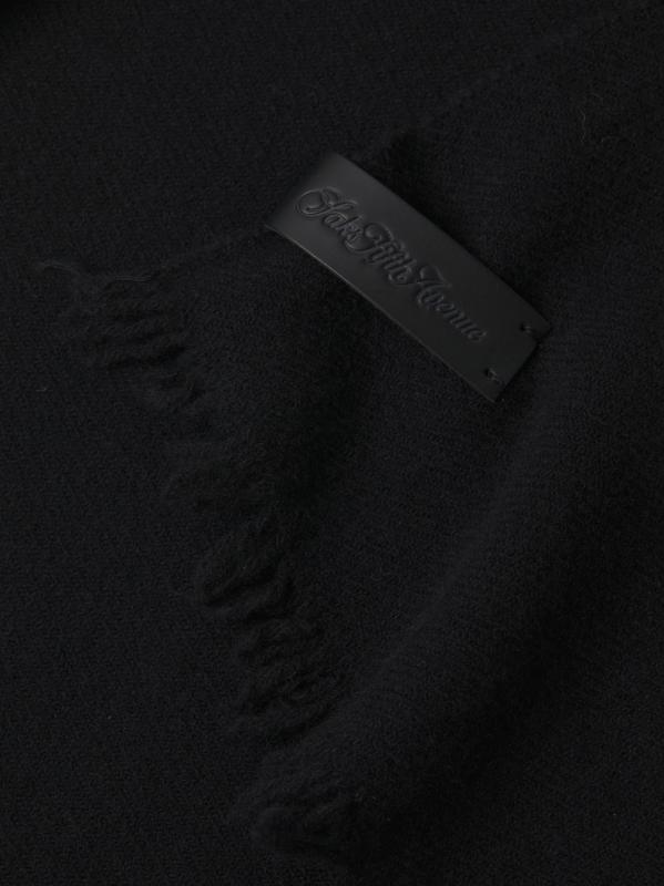 #4: وشاح Saks Foundation من الصوف والكشمير - أسود