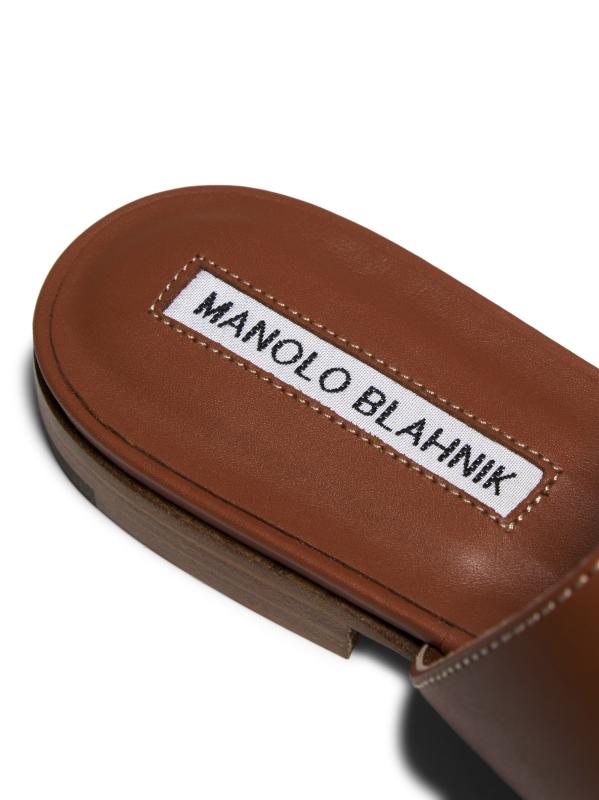 Manolo Blahnik - Susa Leather Thong Sandals をオンライン購入