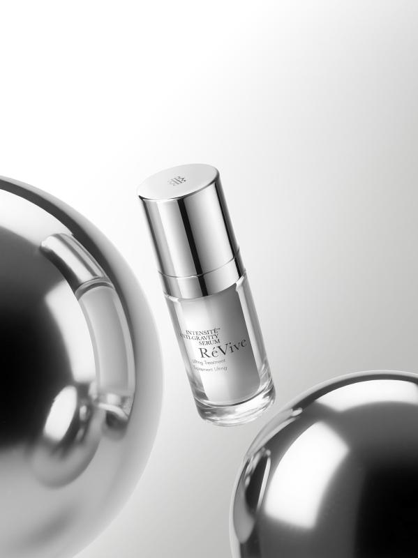 #3: سيروم إنتنس المضاد للجاذبية - NO COLOR