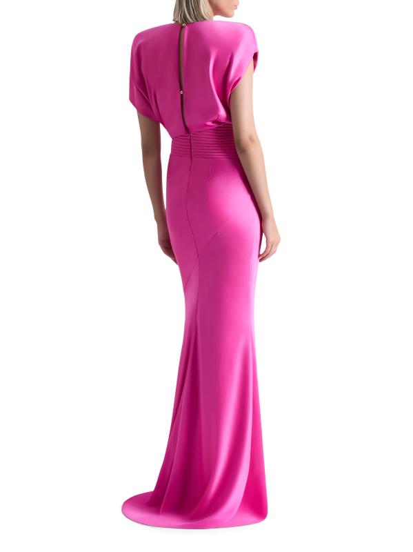 #5: فستان سيجنيتشر بوند - حلوى