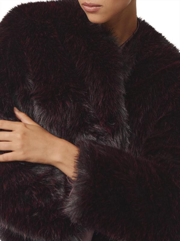 #4: معطف ماركو قصير من الفرو الصناعي - عنابي اللون