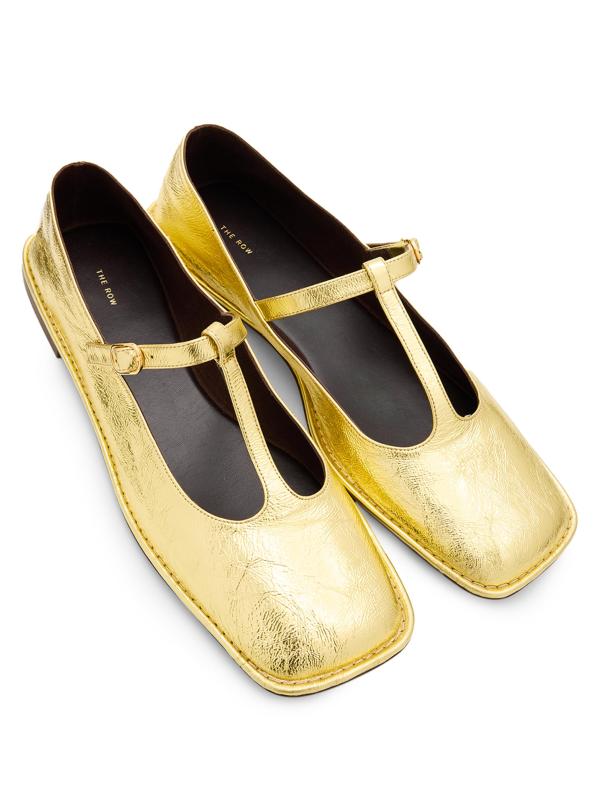 #5: حذاء باليرينا من الجلد المعدني بحزام على شكل حرف T - الذهب