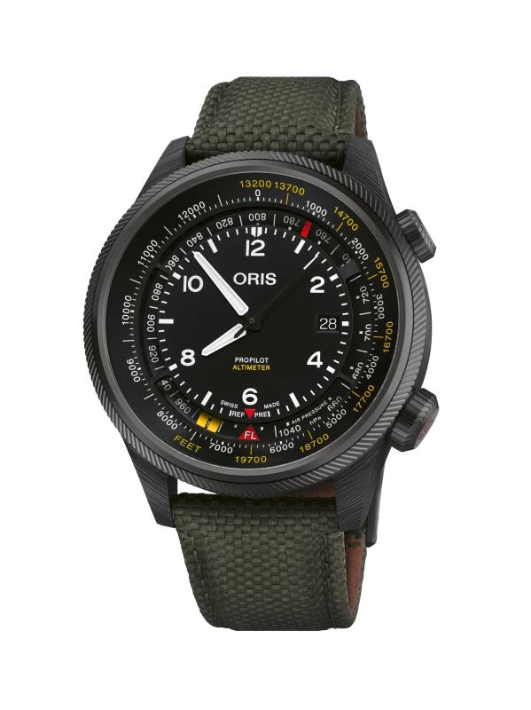 ساعة ProPilot ثلاثية الأبعاد مصنوعة من الكربون والتيتانيوم