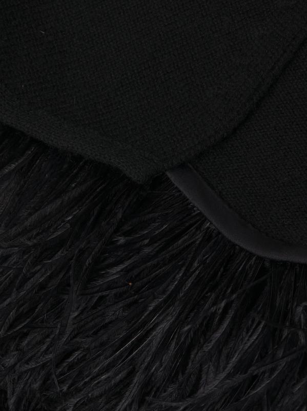 #5: بونشو من الكشمير مزيّن بالريش - أسود