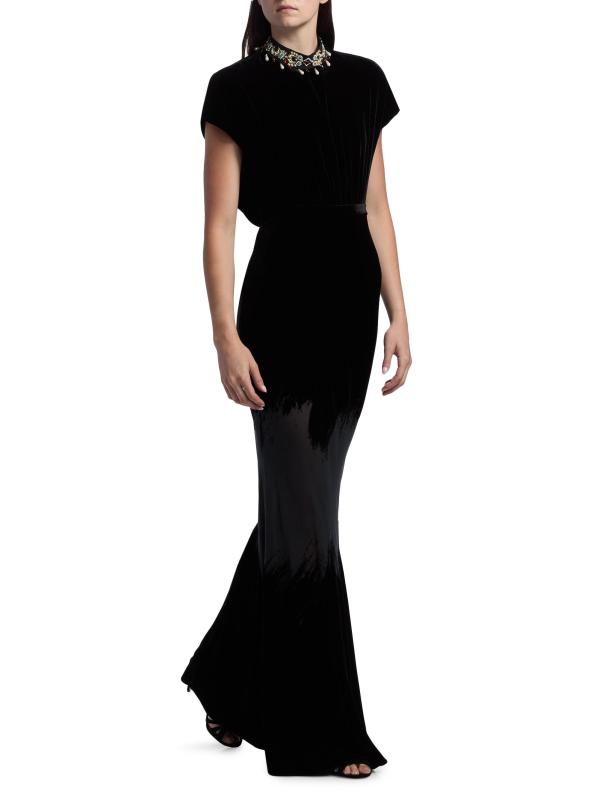 #3: فستان فابيان فيلفيت ماكسي - ضربة فرشاة أونيكس