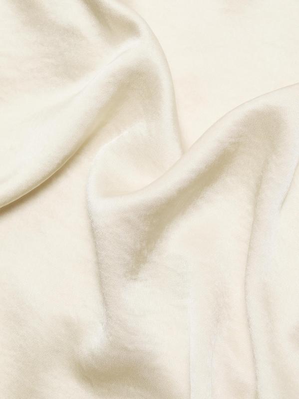 #6: تنورة ماكسي من الساتان Bias Column - بونا