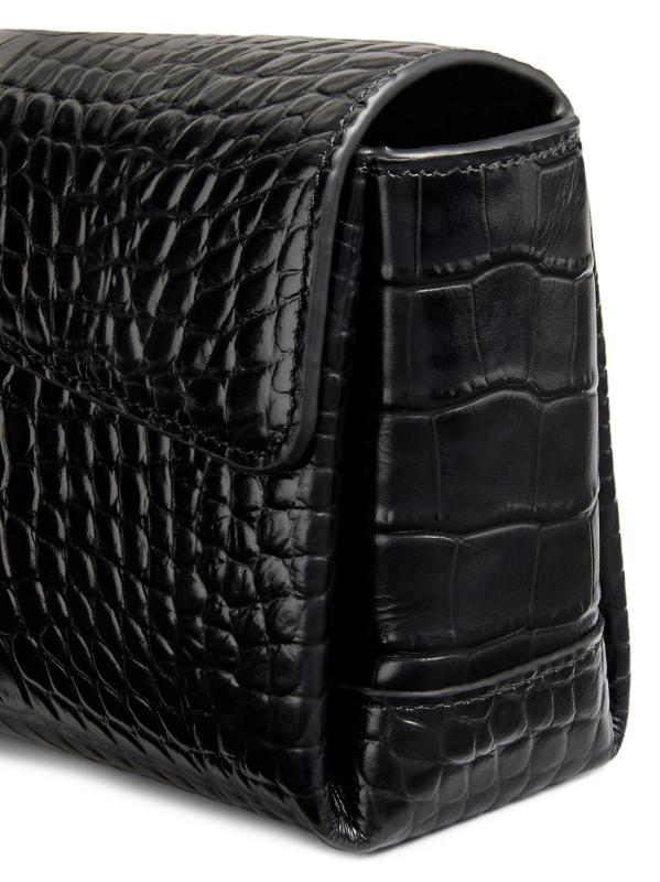 #6: حقيبة تي-كلاتش ناعمة بنقشة جلد التمساح - أسود