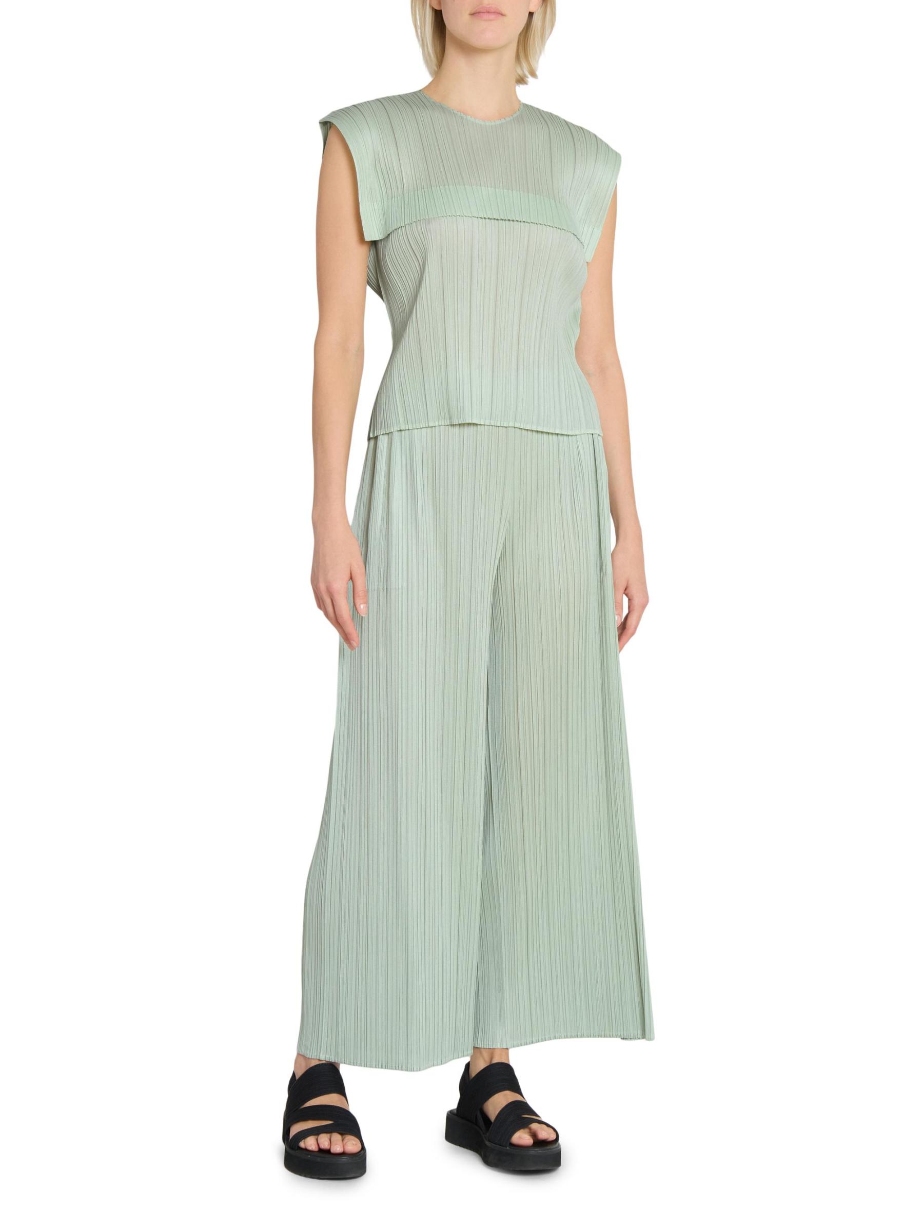 プリーツプリーズマンスリー6月トップスパステルグリーン