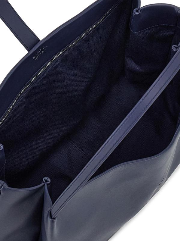 #5: حقيبة يد جلدية متوسطة الحجم من نيو لاين - القوات البحرية