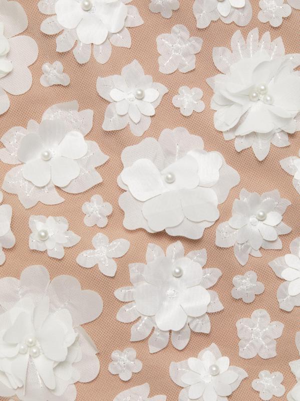 #7: فستان متوسط الطول مزيّن بالزهور من بلوبيل - عاجيي