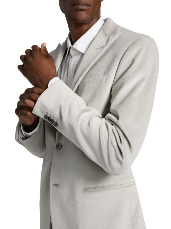 #5: جاكيت مخملي - فضة